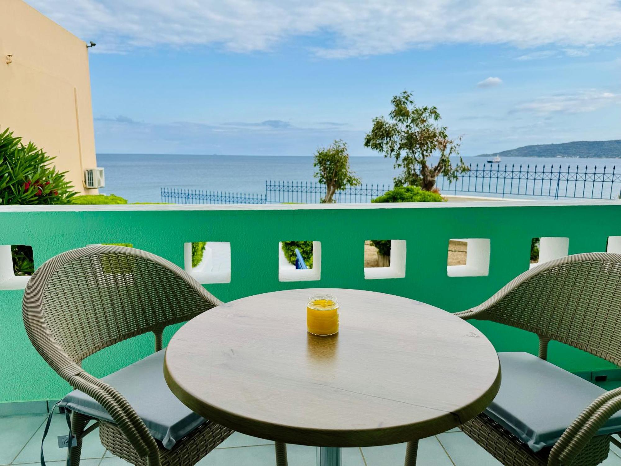 Sea Breeze Apartments Chios Monolia Exterior foto